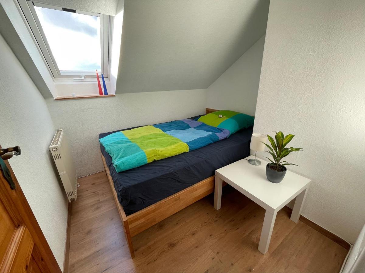 Ferienwohnung An Der Romantischen Strasse Direkt A3 Und A81 Eisingen  Exteriér fotografie