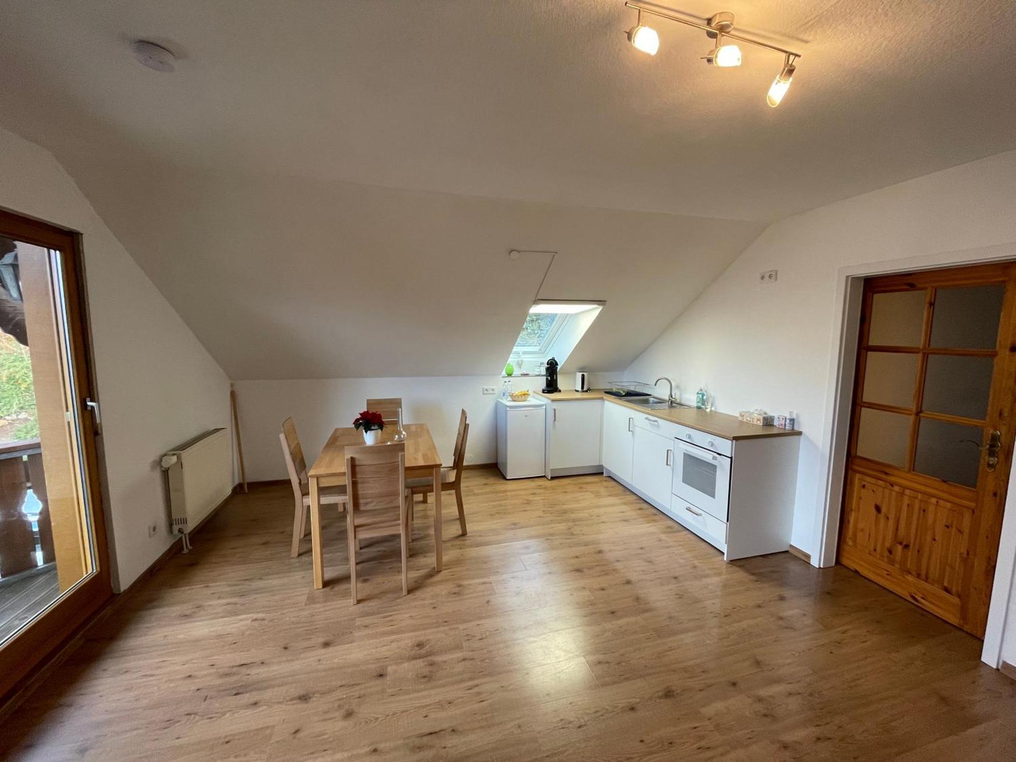 Ferienwohnung An Der Romantischen Strasse Direkt A3 Und A81 Eisingen  Exteriér fotografie